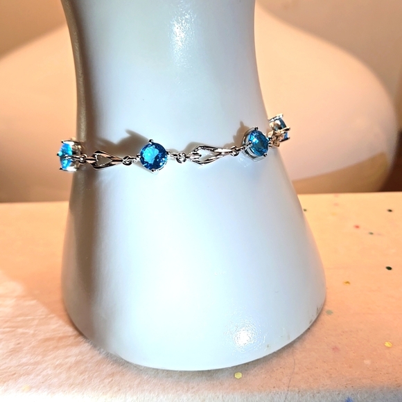 S925 Sterling Silver Chevron Bracelet Synthetic Zircon Inlay Zigzag Design - Picture 1 of 9